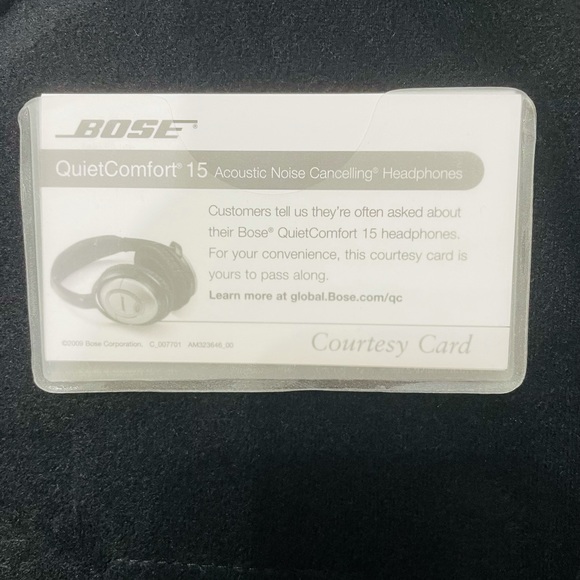 BOSE NOISE CANCELLATION HEADPHONES - Picture 5 of 6